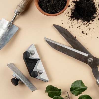 SC-60 Scissor Sharpening Device